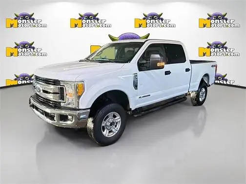 2017 Ford F-250 Super Duty XLT 4WD photo