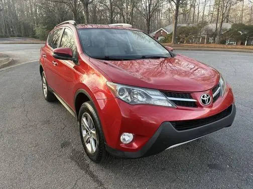 2015 Toyota RAV4 XLE FWD photo