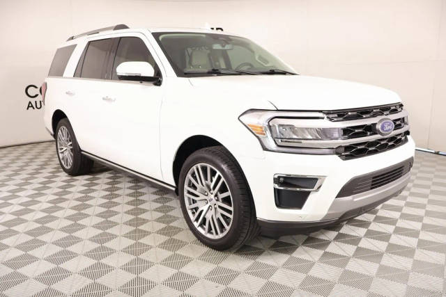 2022 Ford Expedition Limited RWD photo