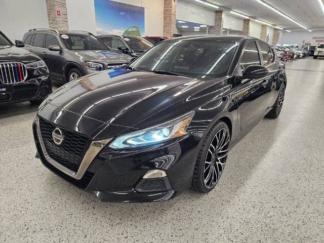 2019 Nissan Altima 2.5 SR FWD photo