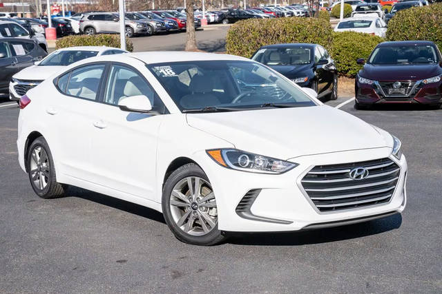 2018 Hyundai Elantra SEL FWD photo