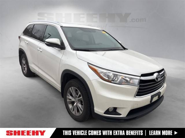2015 Toyota Highlander XLE AWD photo