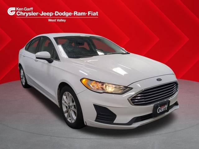 2020 Ford Fusion SE FWD photo