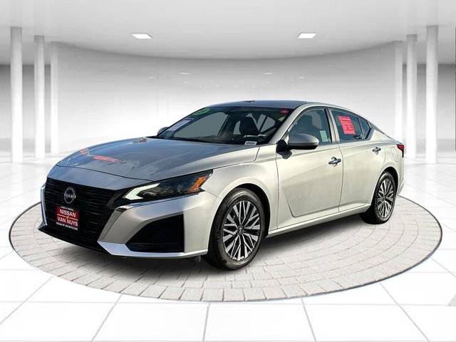 2023 Nissan Altima 2.5 SV FWD photo