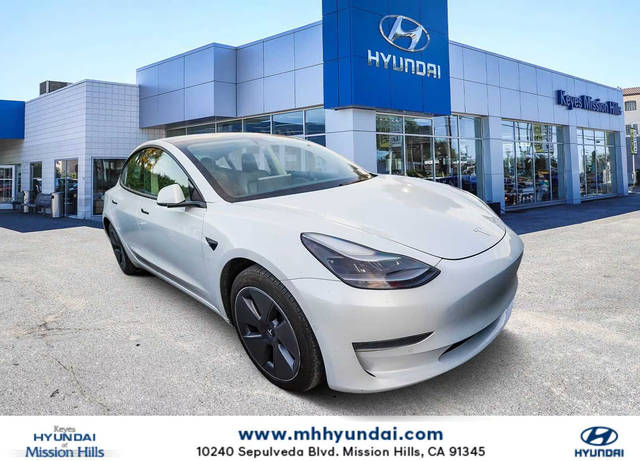 2022 Tesla Model 3  RWD photo