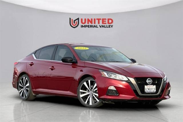 2022 Nissan Altima 2.5 SR FWD photo