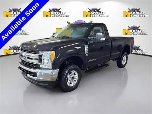 2017 Ford F-250 Super Duty XLT 4WD photo