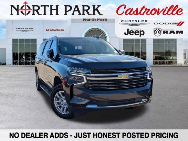 2023 Chevrolet Suburban LT RWD photo