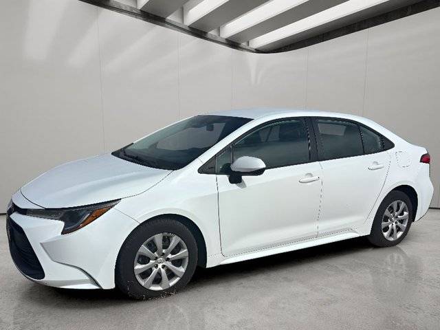 2023 Toyota Corolla LE FWD photo