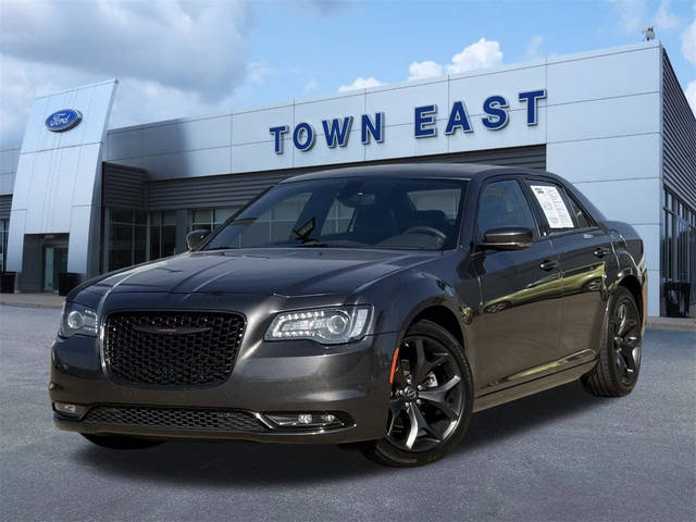 2023 Chrysler 300 300S RWD photo