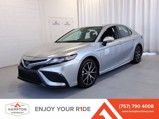 2023 Toyota Camry SE FWD photo