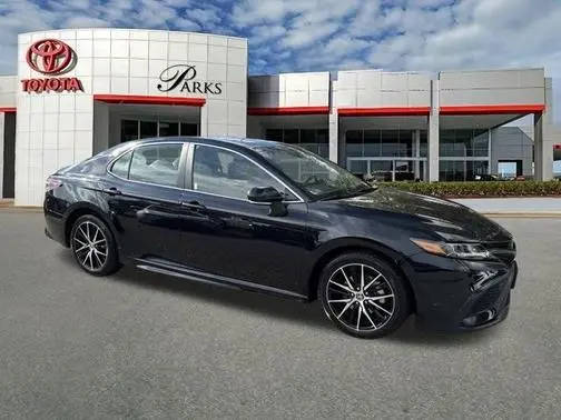 2023 Toyota Camry SE FWD photo