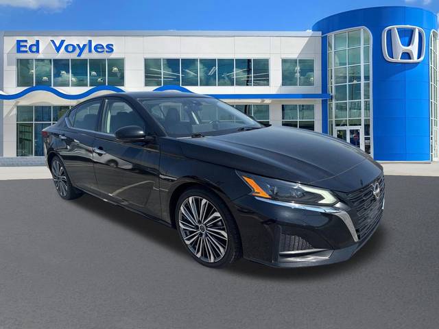 2023 Nissan Altima 2.5 SL FWD photo