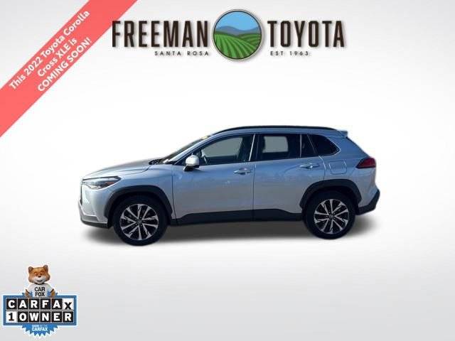 2022 Toyota Corolla Cross XLE AWD photo