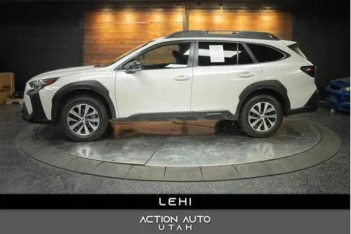 2023 Subaru Outback Premium AWD photo