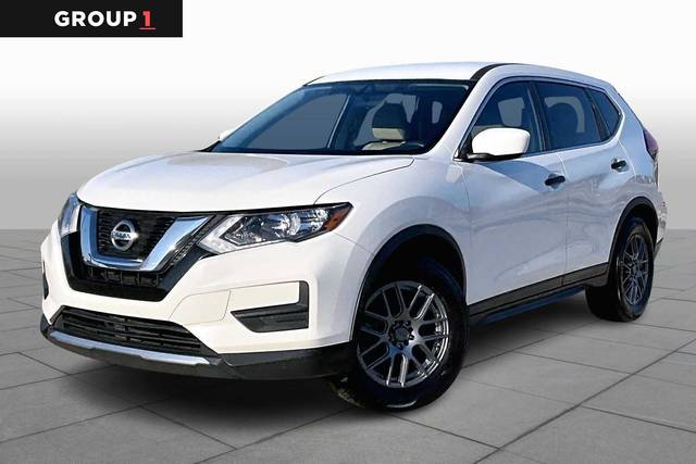 2017 Nissan Rogue S FWD photo