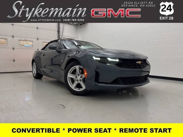 2022 Chevrolet Camaro 1LT RWD photo