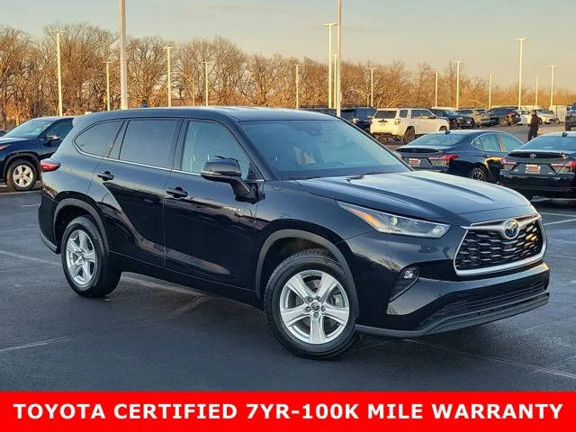 2021 Toyota Highlander Hybrid LE FWD photo