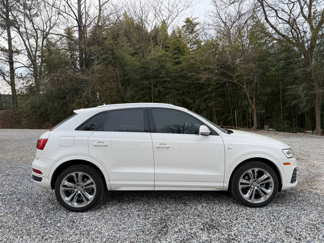 2016 Audi Q3 Prestige AWD photo