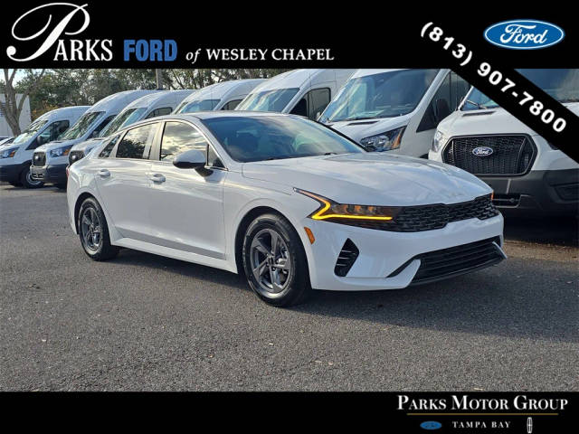 2022 Kia K5 LX FWD photo