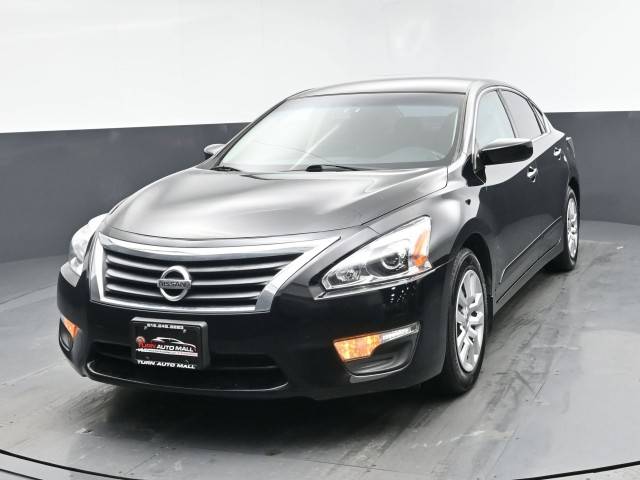 2015 Nissan Altima 2.5 S FWD photo
