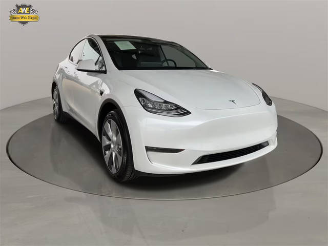 2022 Tesla Model Y Long Range AWD photo