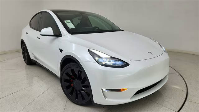 2023 Tesla Model Y Performance AWD photo