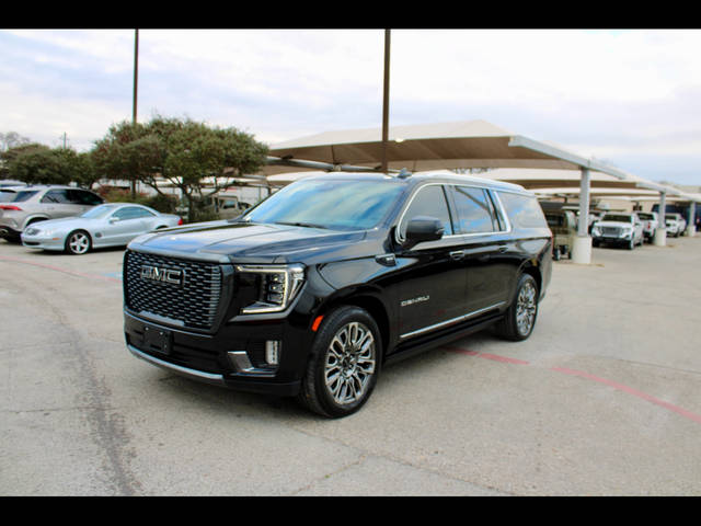 2023 GMC Yukon XL Denali Ultimate 4WD photo