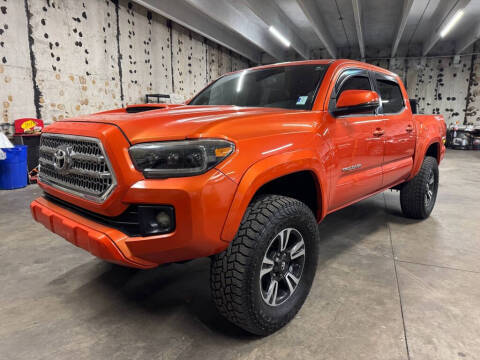 2017 Toyota Tacoma TRD Sport RWD photo