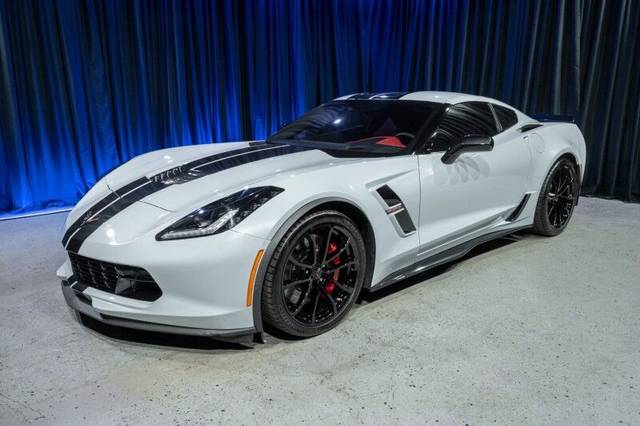 2019 Chevrolet Corvette Grand Sport 2LT RWD photo