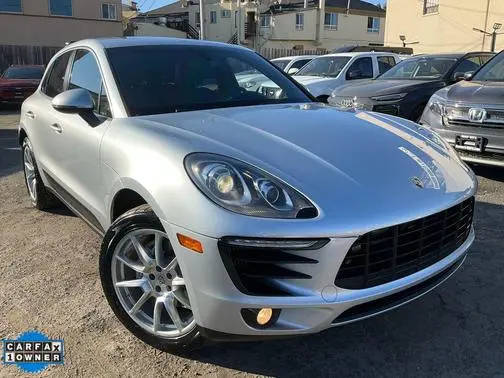 2016 Porsche Macan S AWD photo