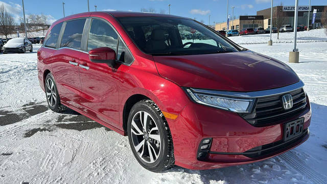 2022 Honda Odyssey Touring FWD photo