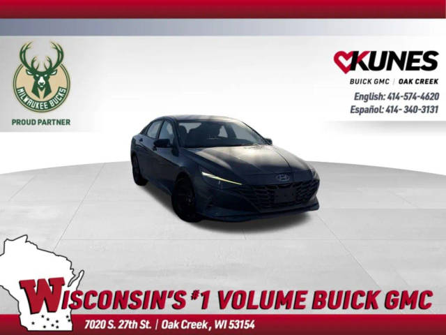 2023 Hyundai Elantra SEL FWD photo