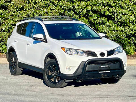 2015 Toyota RAV4 XLE AWD photo