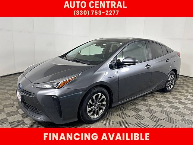 2019 Toyota Prius FWD photo