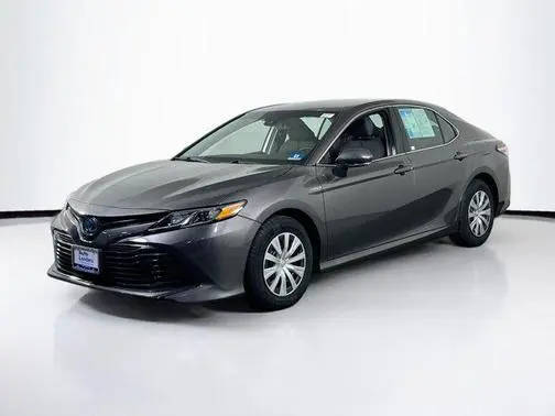 2020 Toyota Camry Hybrid LE FWD photo