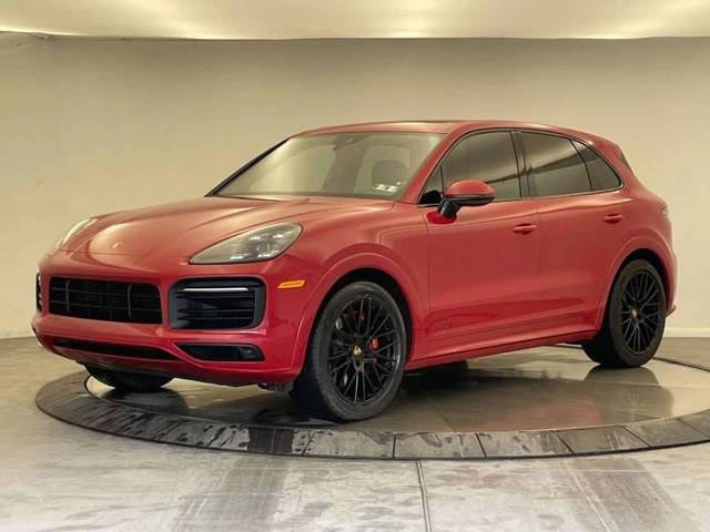 2023 Porsche Cayenne GTS AWD photo