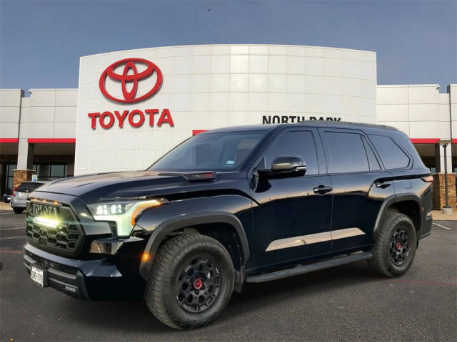 2023 Toyota Sequoia TRD Pro 4WD photo
