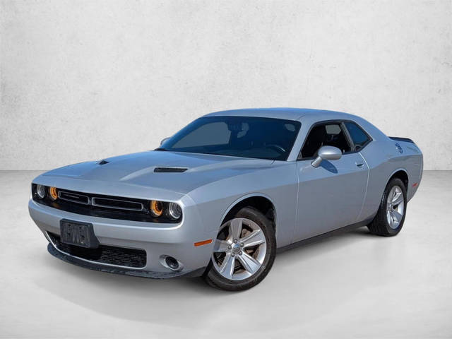 2023 Dodge Challenger SXT RWD photo