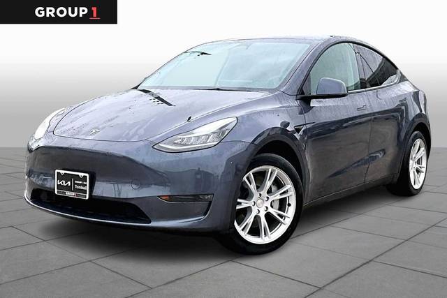 2023 Tesla Model Y  AWD photo
