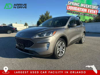2022 Ford Escape SEL AWD photo