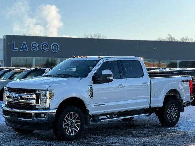 2019 Ford  LARIAT 4WD photo