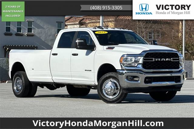 2023 Ram 3500 Big Horn 4WD photo