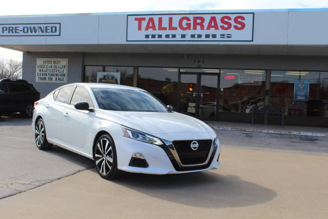 2022 Nissan Altima 2.5 SR FWD photo