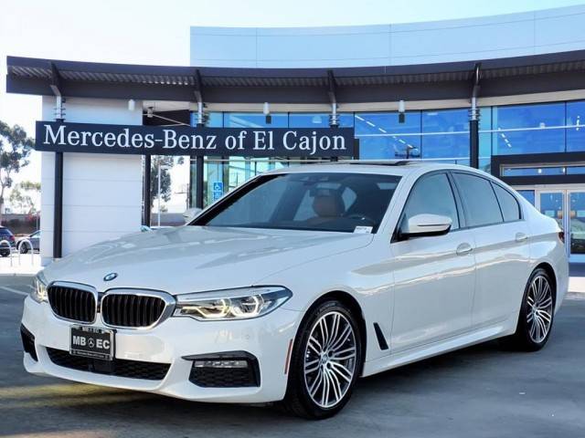 2018 BMW 5 Series 530i RWD photo