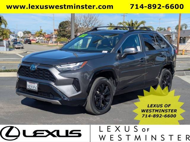 2022 Toyota RAV4 Hybrid SE AWD photo