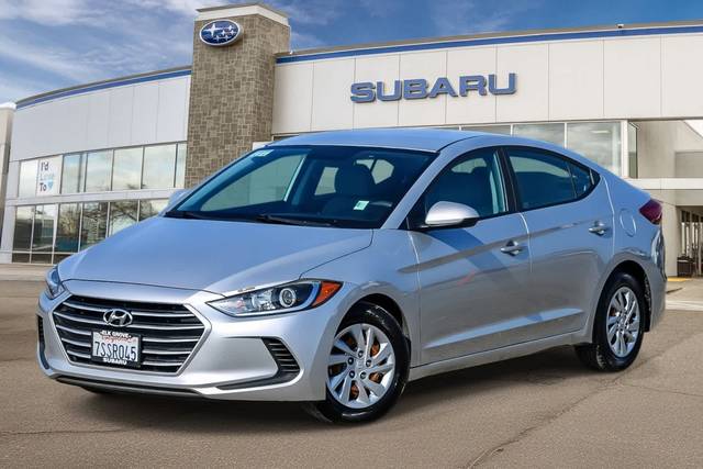 2017 Hyundai Elantra SE FWD photo