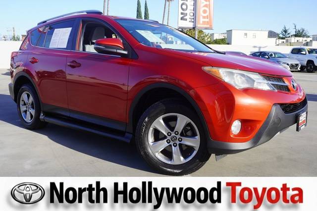 2015 Toyota RAV4 XLE FWD photo