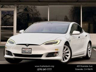 2020 Tesla Model S Long Range AWD photo