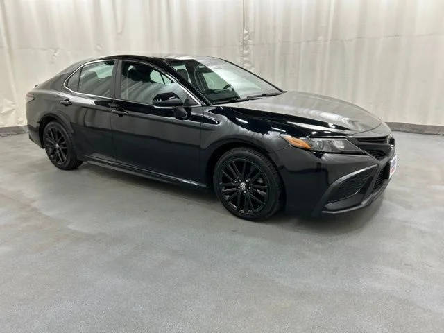 2023 Toyota Camry SE FWD photo